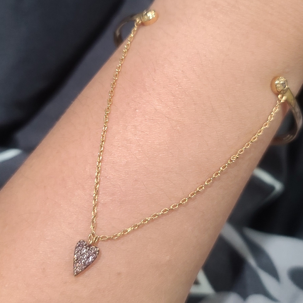 👶🧒👦🧑👦 Henri Bendel Heart Chain Cuff